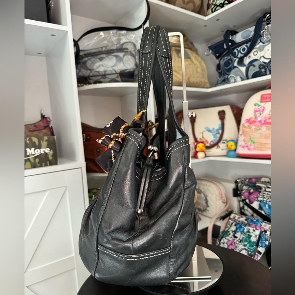 Coach 2010 Ergo Black Kisslock Satchel - Picture 5 of 15